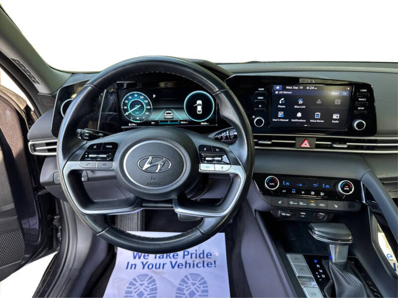 2022 Hyundai Elantra