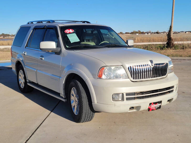 2006 Lincoln Navigator Ultimate photo 2