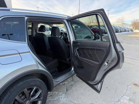 2023 Volkswagen Tiguan SE 4Motion