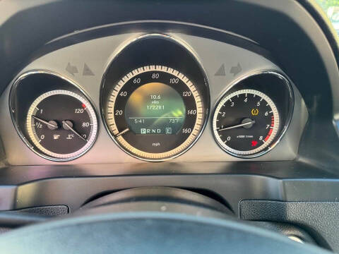 2011 Mercedes-Benz C-Class C 300 Luxury 4MATIC