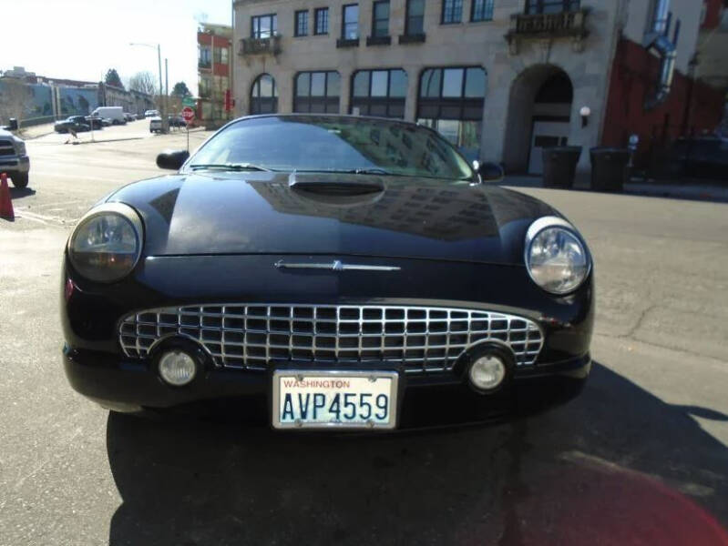 2002 Ford Thunderbird Deluxe