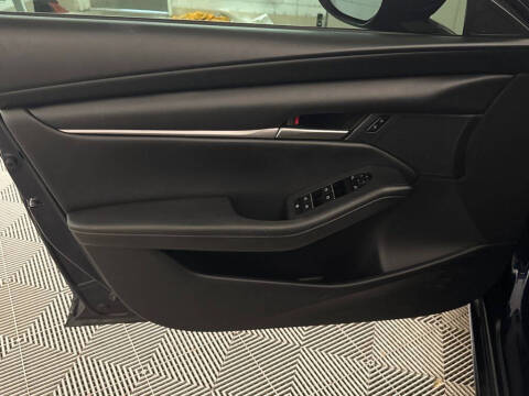 2023 Mazda Mazda3 Hatchback 2.5 S Select