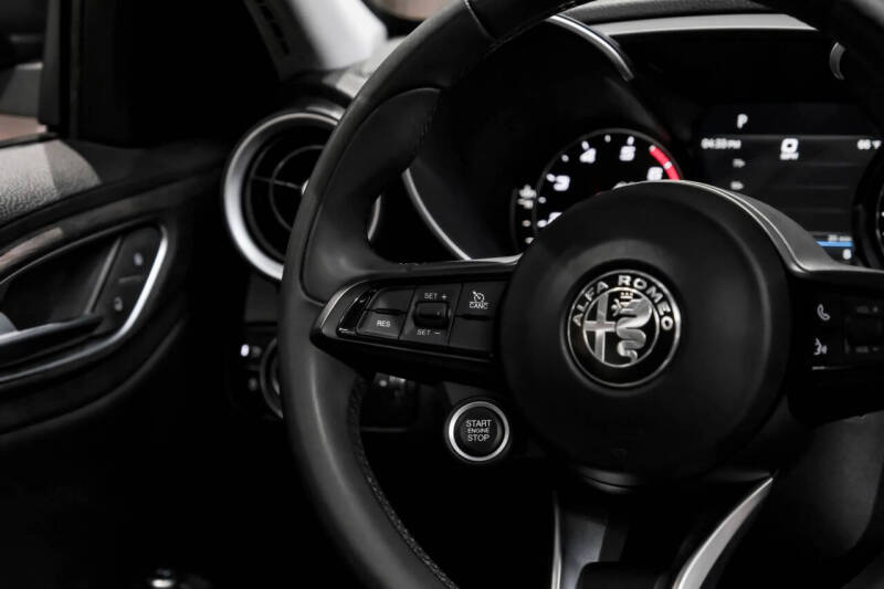 2021 Alfa Romeo Giulia