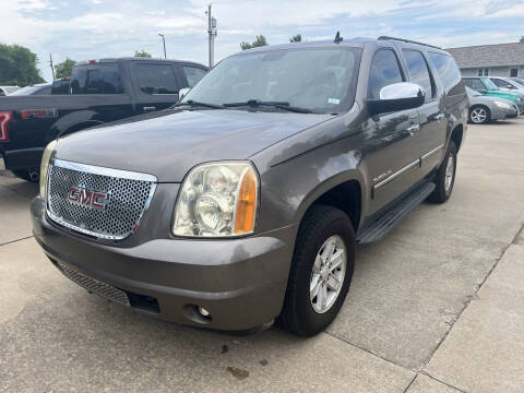 2011 GMC Yukon XL SLE
