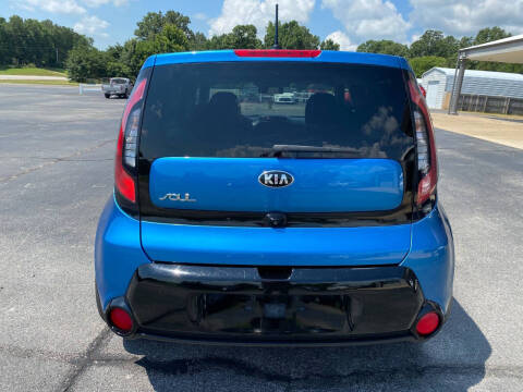 2016 Kia Soul +
