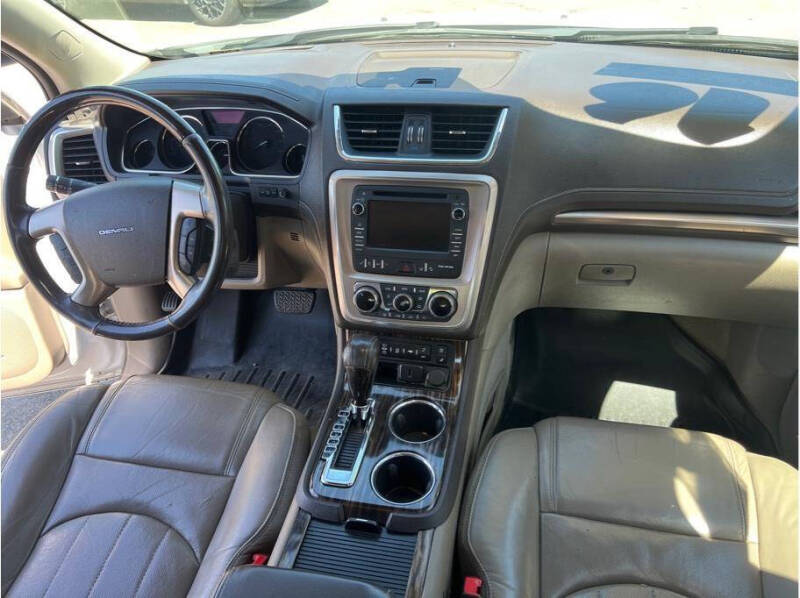 2016 GMC Acadia Denali