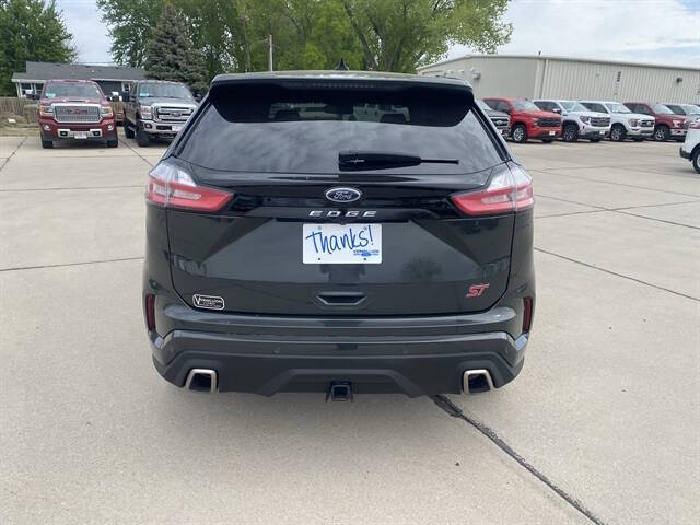 2023 Ford Edge ST
