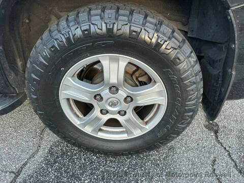 2017 Toyota Sequoia SR5