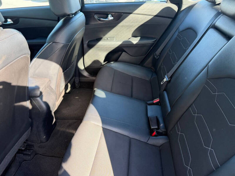 2023 Kia Forte GT-Line