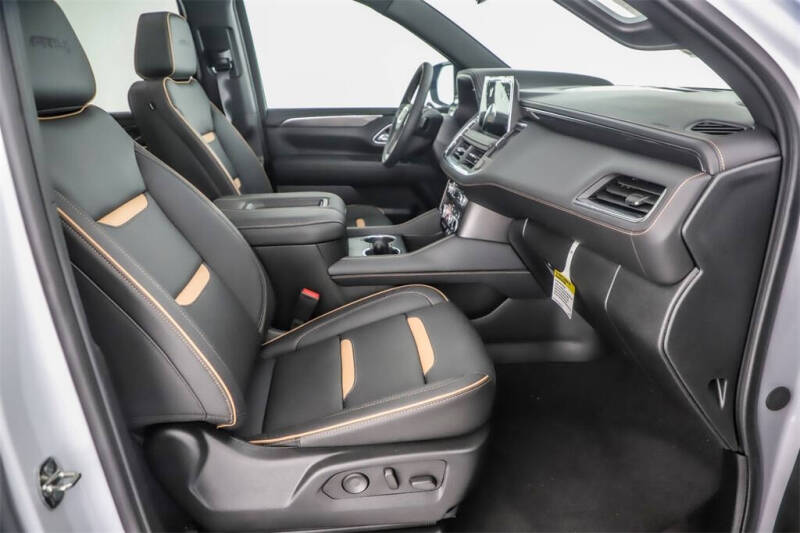 2024 GMC Yukon XL AT4