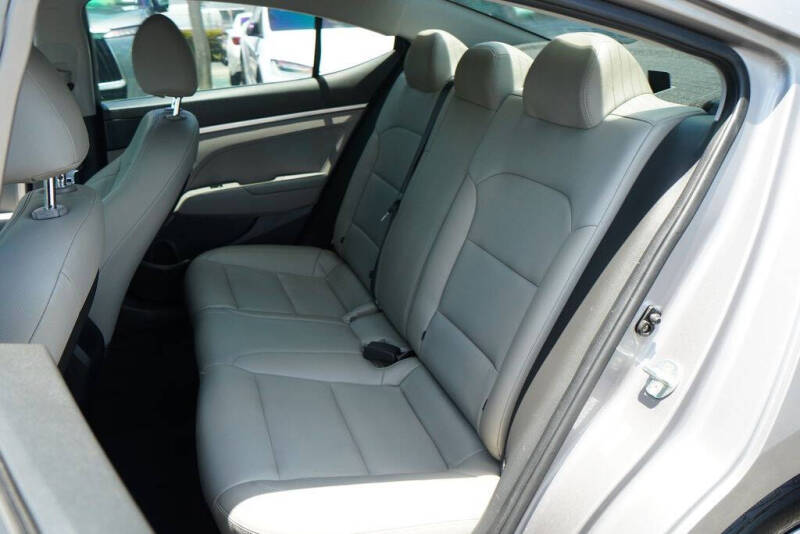 2020 Hyundai Elantra