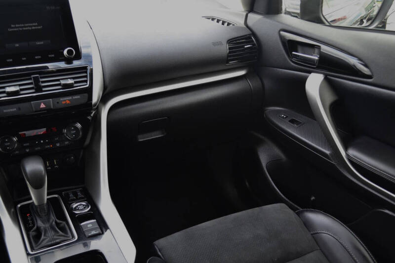 2024 Mitsubishi Eclipse Cross SE