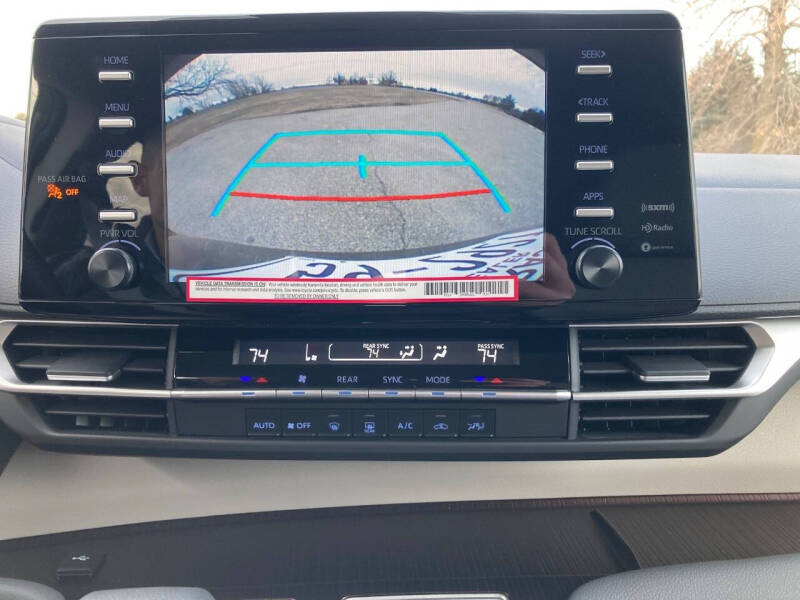 2024 Toyota Sienna LE 8-Passenger