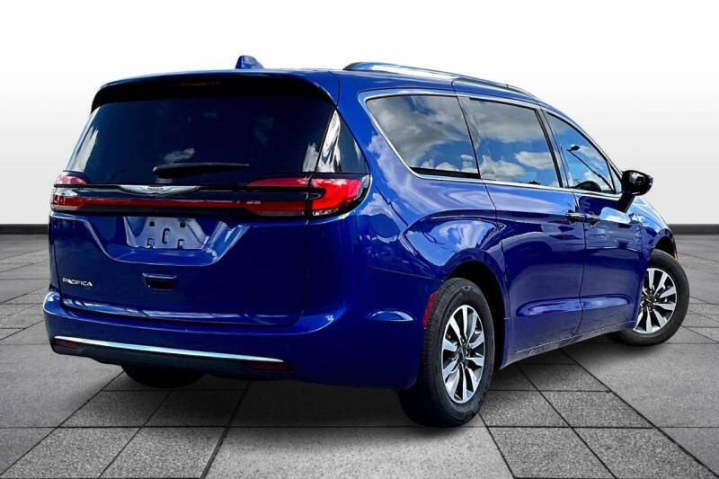 2021 Chrysler Pacifica Touring L