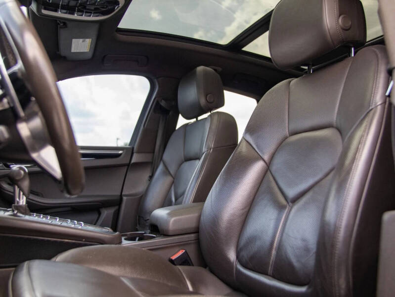 2017 Porsche Macan S