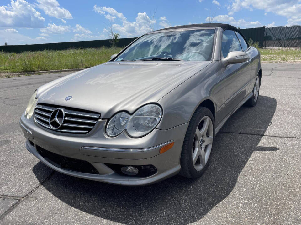 2005 Mercedes-Benz CLK for sale at Twin Cities Auctions in Elk River, MN