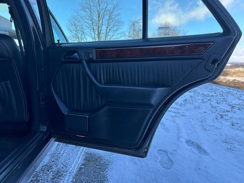 1993 Mercedes-Benz 500-Class 500 E