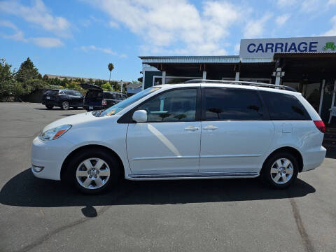 2004 Toyota Sienna