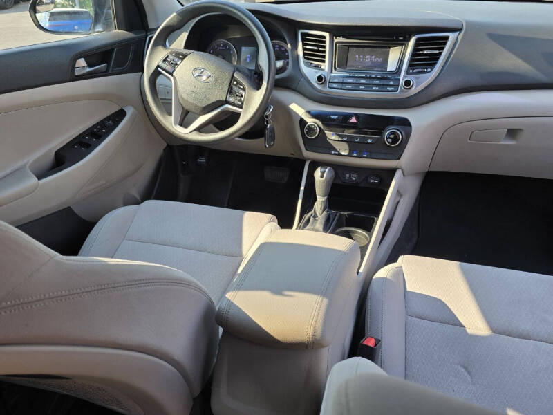 2017 Hyundai Tucson SE