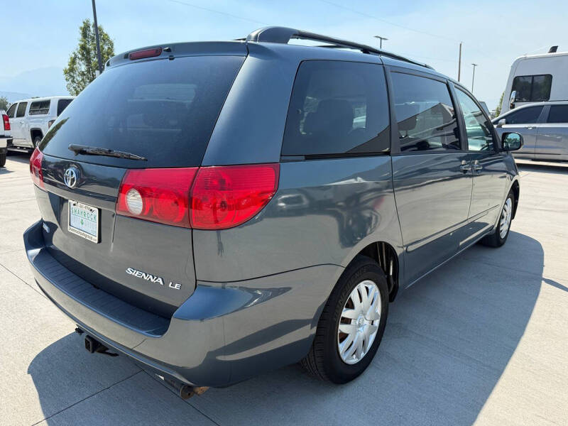 2008 Toyota Sienna LE 7-Passenger