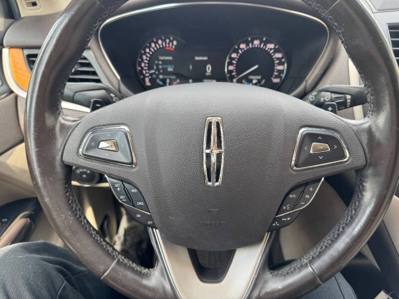 2017 Lincoln MKC Select