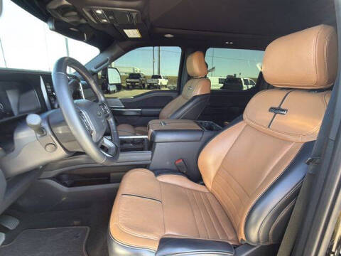 2023 Ford F-450 Super Duty Platinum