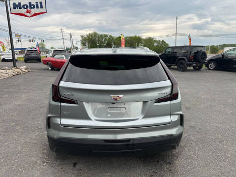 2024 Cadillac XT4 Luxury