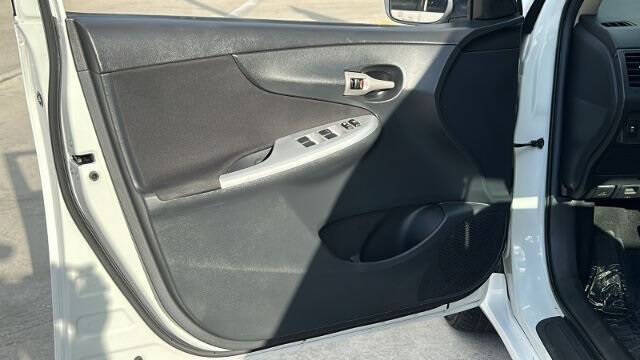 2013 Toyota Corolla LE