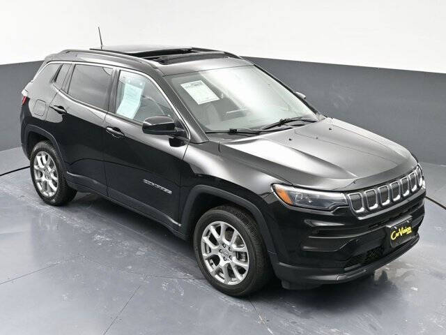 2022 Jeep Compass Latitude Lux