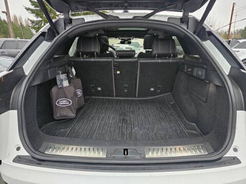 2019 Land Rover Range Rover Velar P250 R-Dynamic SE