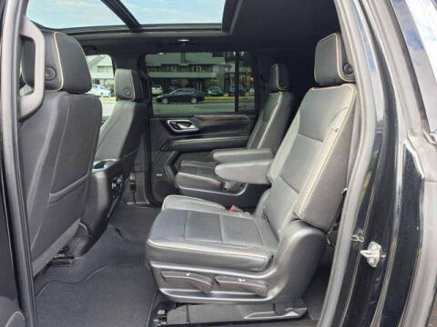 2023 Chevrolet Suburban Premier