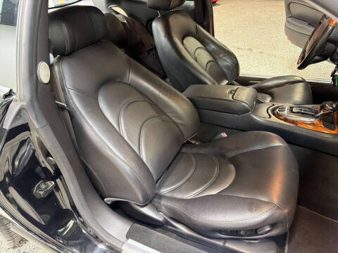 2005 Jaguar XKR