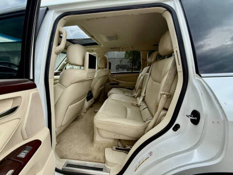 2014 Lexus LX 570