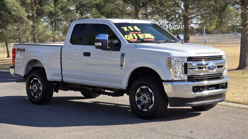 2019 Ford F-250 Super Duty XL photo 2