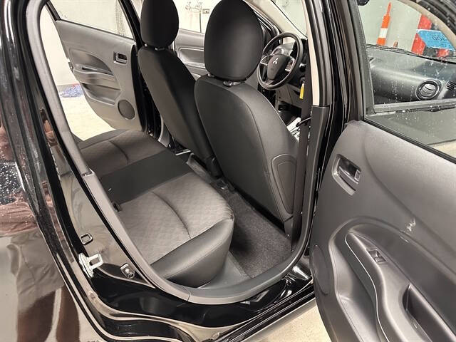 2024 Mitsubishi Mirage ES