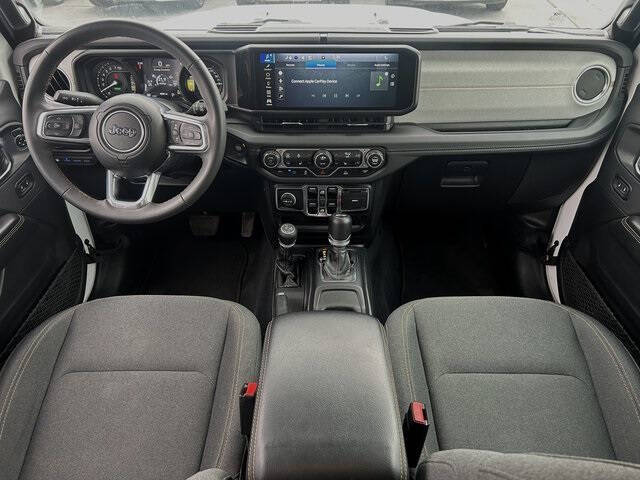 2024 Jeep Wrangler Sahara 4xe