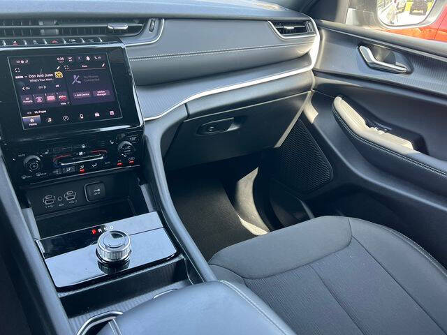2025 Jeep Grand Cherokee Laredo X