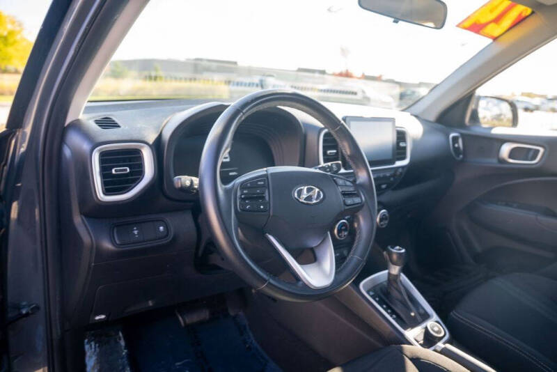 2024 Hyundai Venue SEL