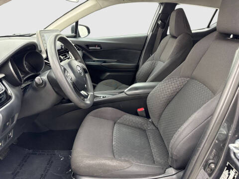 2021 Toyota C-HR LE