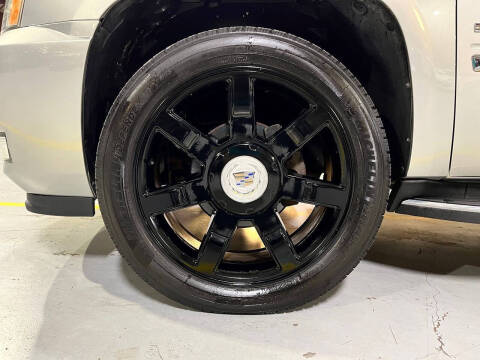 2010 Cadillac Escalade Luxury