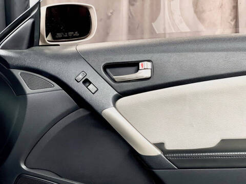 2016 Hyundai Genesis Coupe