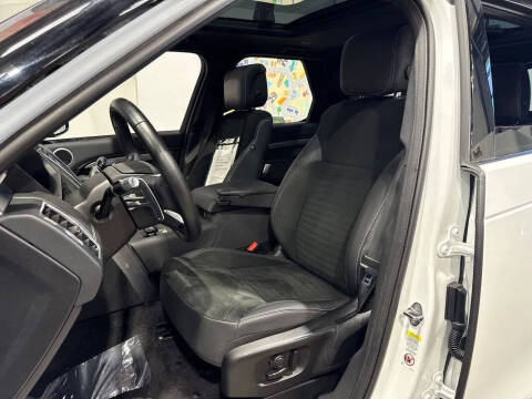2022 Land Rover Discovery P360 S R-Dynamic