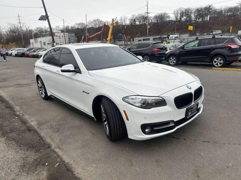 2016 BMW 5 Series 528i xDrive