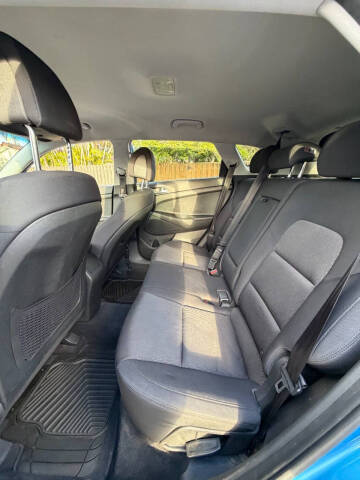 2017 Hyundai Tucson SE Plus