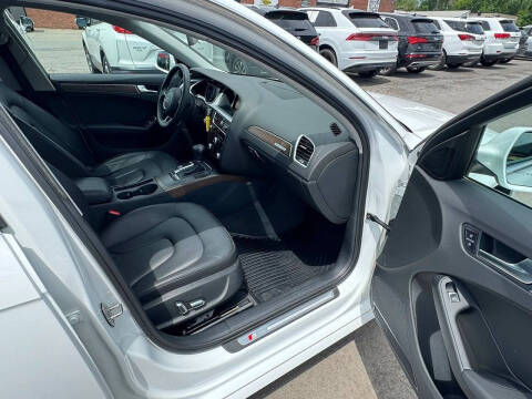 2016 Audi A4 2.0T quattro Premium