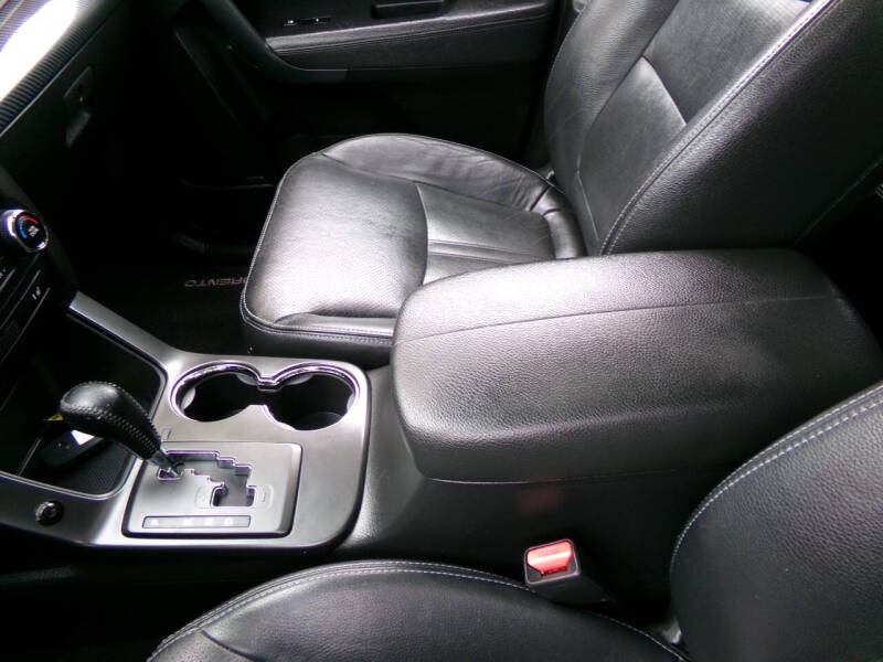 2011 Kia Sorento SX