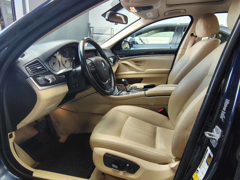 2015 BMW 5 Series 528i xDrive