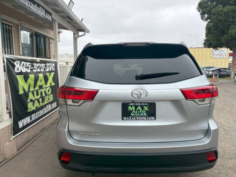 2019 Toyota Highlander LE