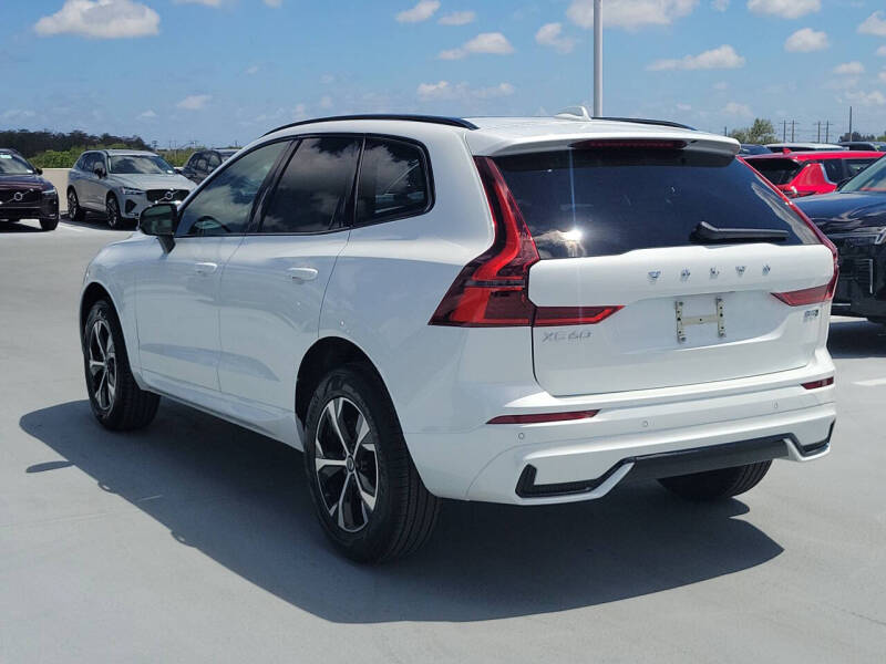 2026 Volvo XC60 B5 Core