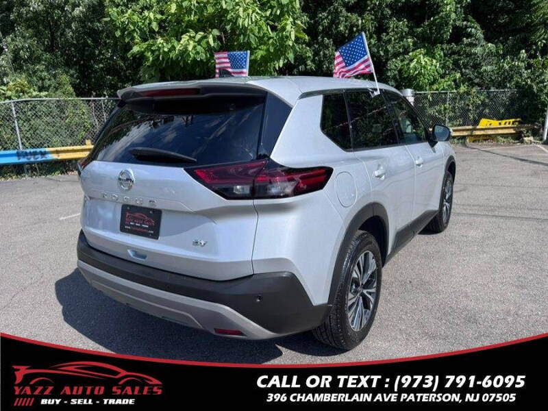 2021 Nissan Rogue SV